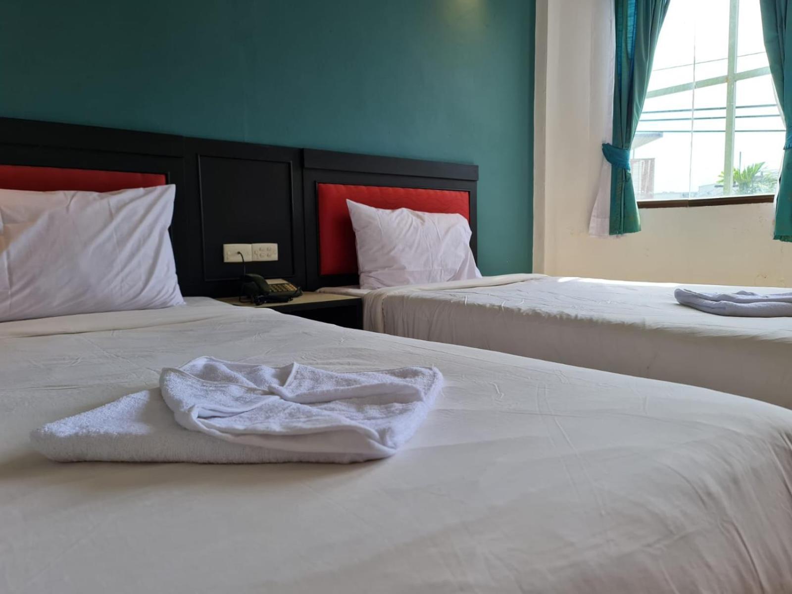 Desa Phuket Hotel Exterior photo