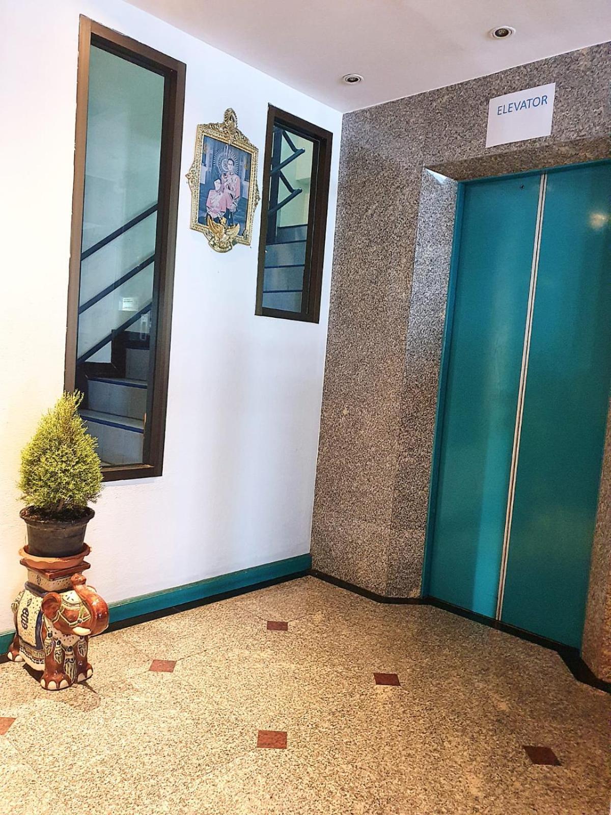 Desa Phuket Hotel Exterior photo