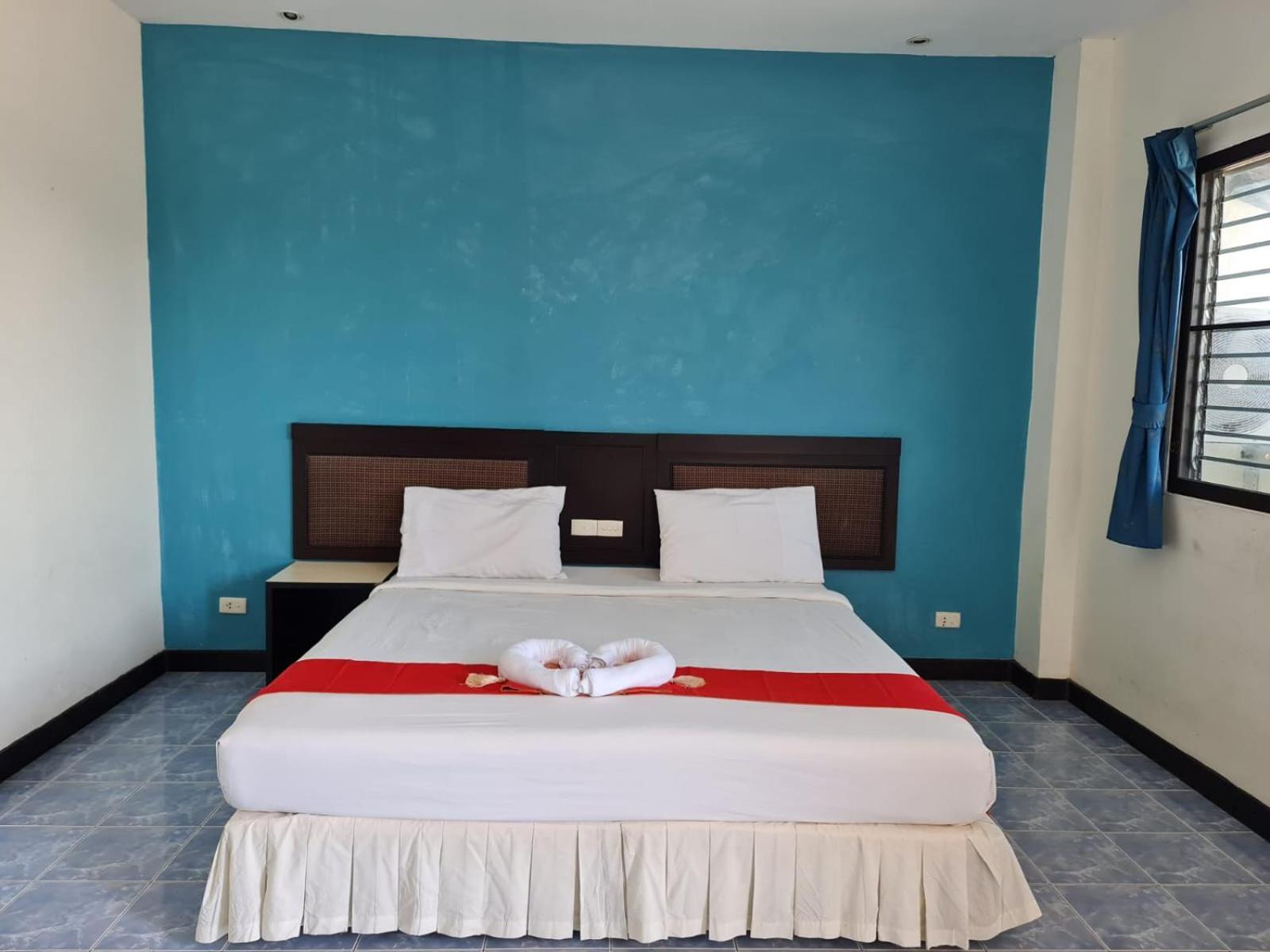 Desa Phuket Hotel Exterior photo