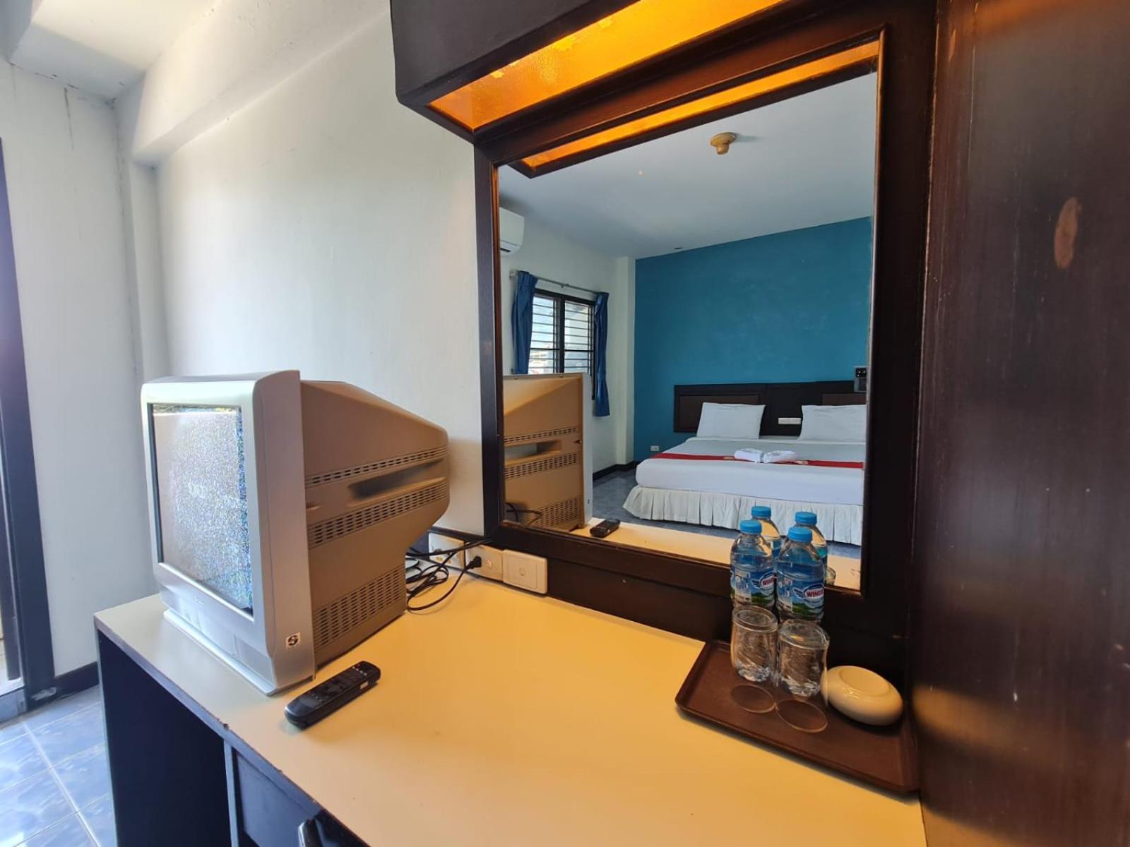 Desa Phuket Hotel Exterior photo