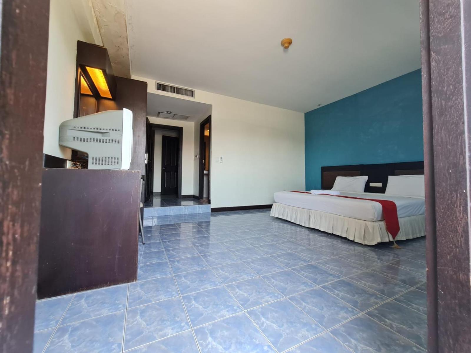 Desa Phuket Hotel Exterior photo