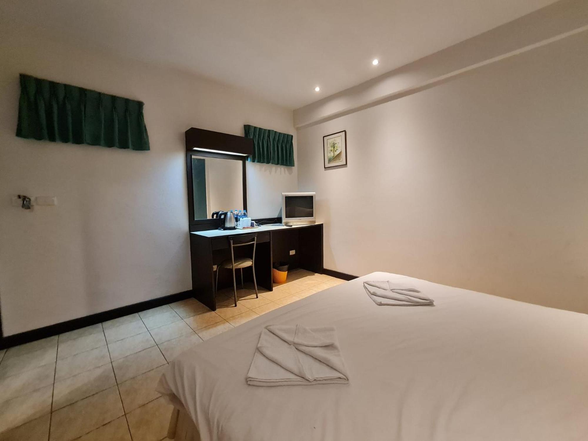 Desa Phuket Hotel Exterior photo